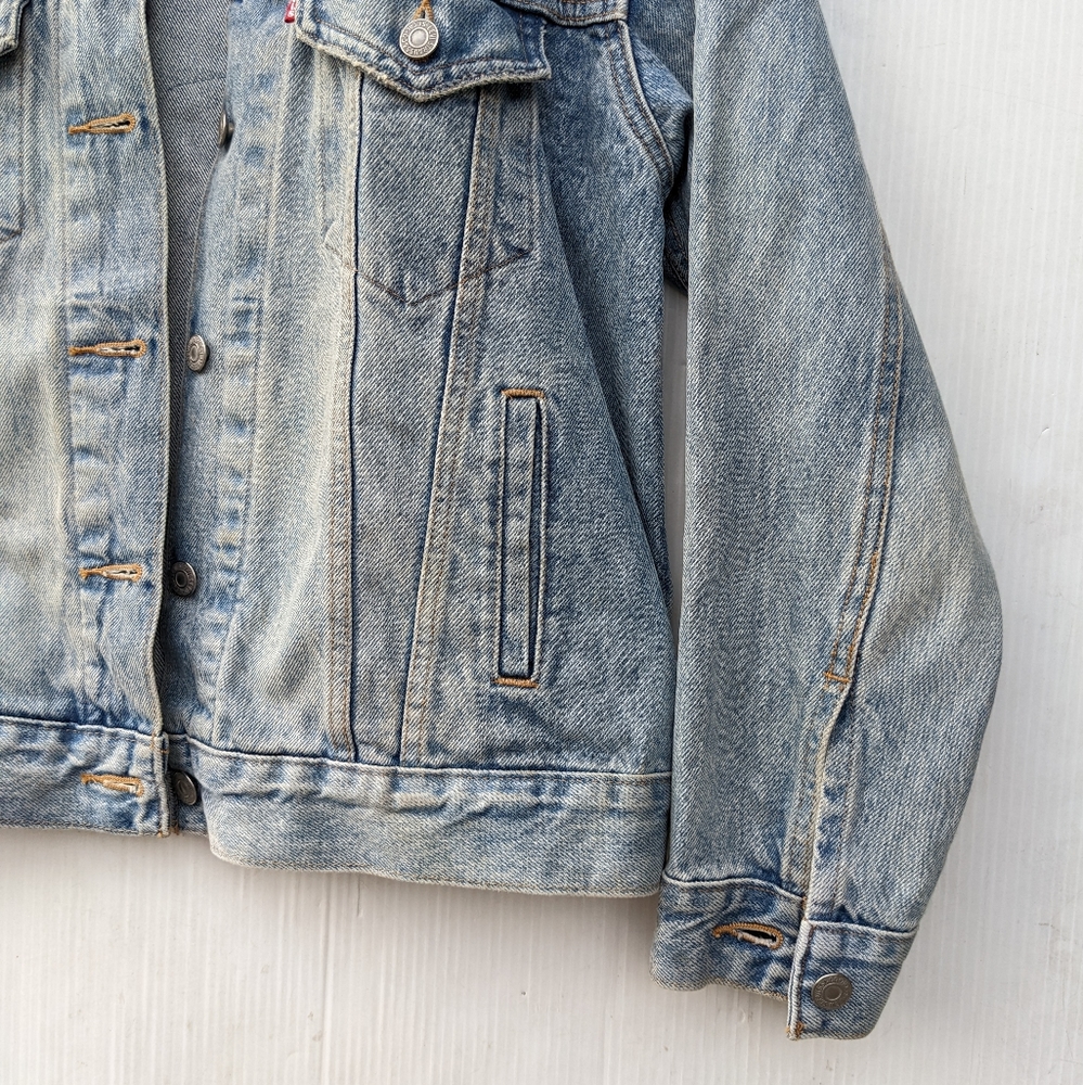 LEVI’S Ex Boyfriend Denim Logo Trucker Jacket - Picture 10 of 12